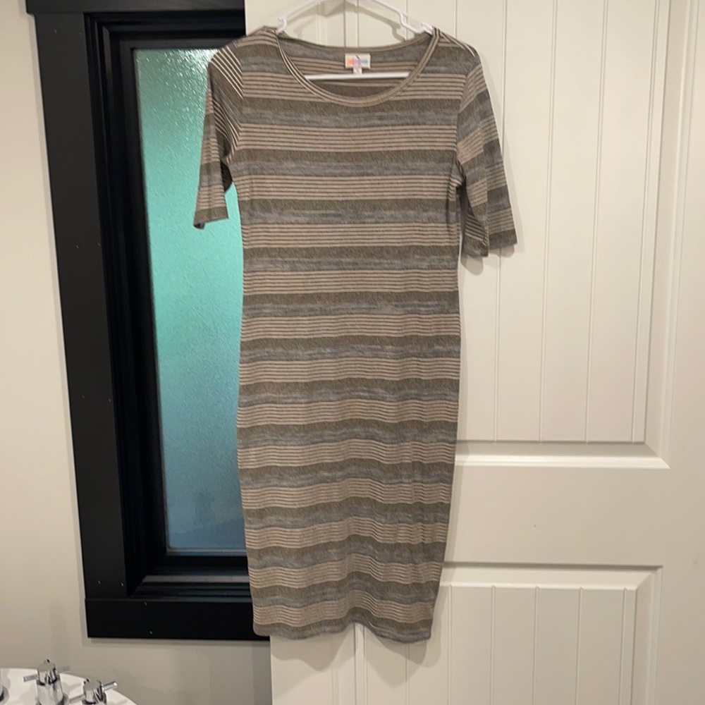 LulaRoe size small dress